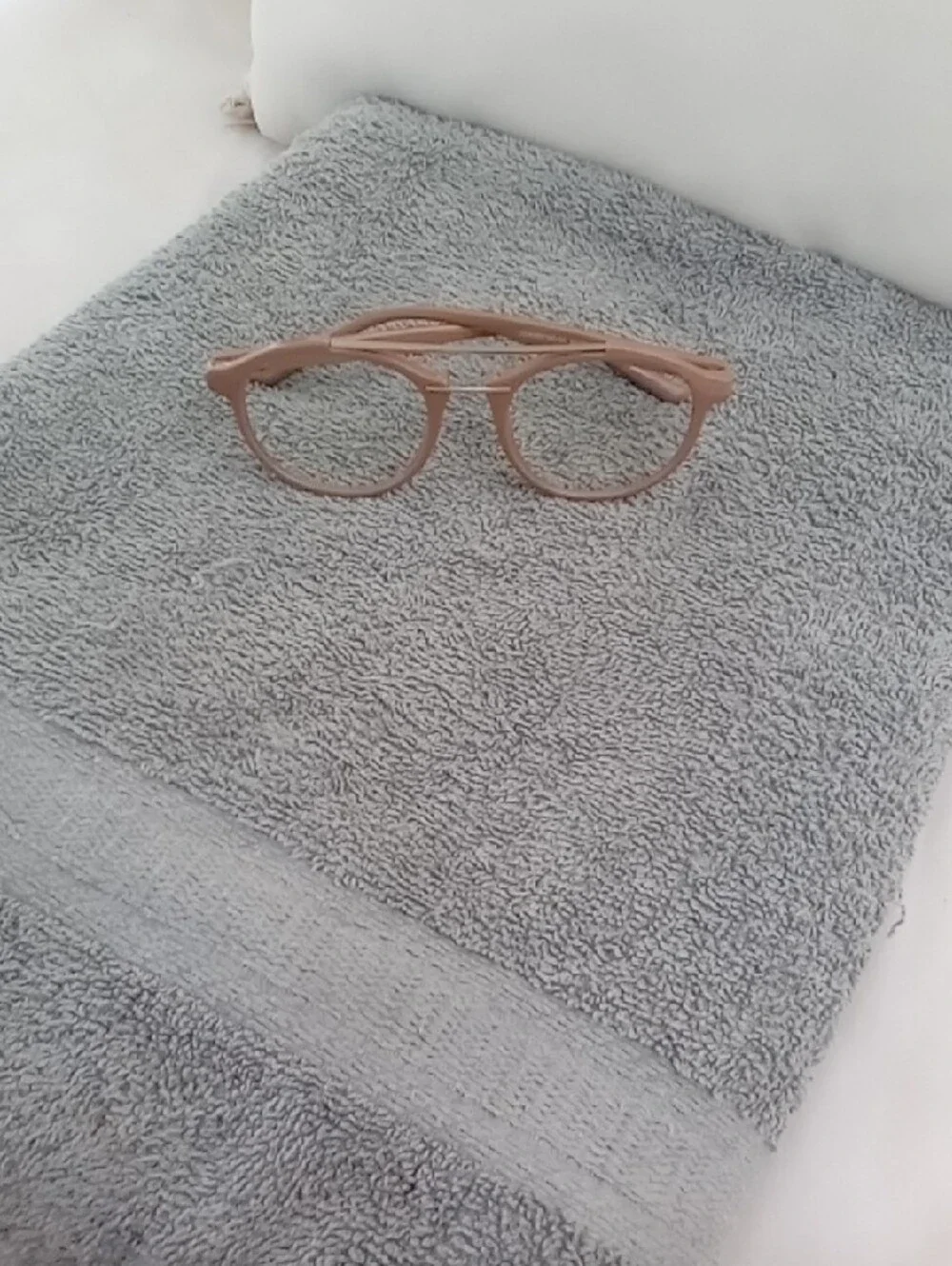 Women’s Round Frame Glasses in Nude  - Lightweight Fashion Eyewear